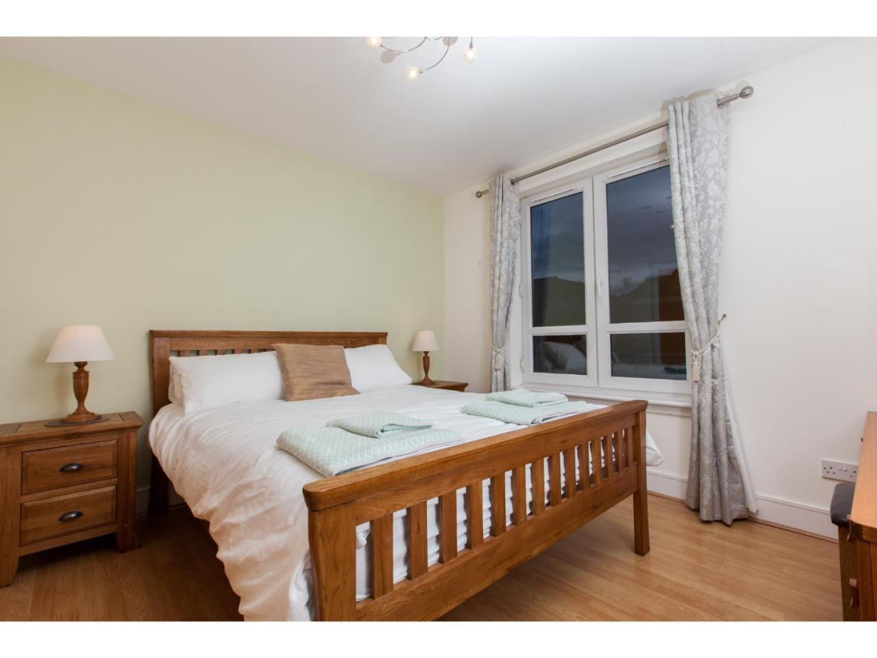 Spacious, Central Apartment Единбург Екстериор снимка